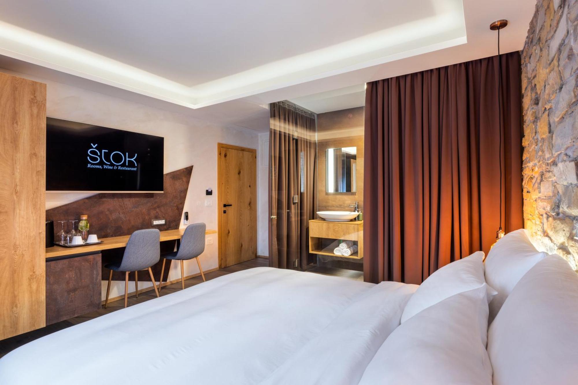 Stok - Rooms, Wine & Restaurant - Marezige, 科佩尔 外观 照片